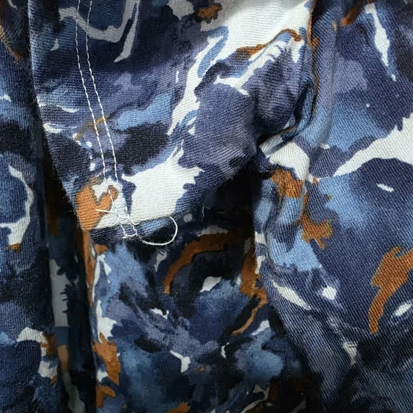 Liz & Me Floral Blue and Brown Short Sleeve Top - Picture 5 of 8